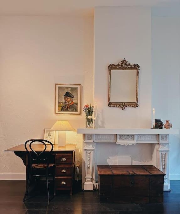 Historic Serenity Apartment Gent Bagian luar foto